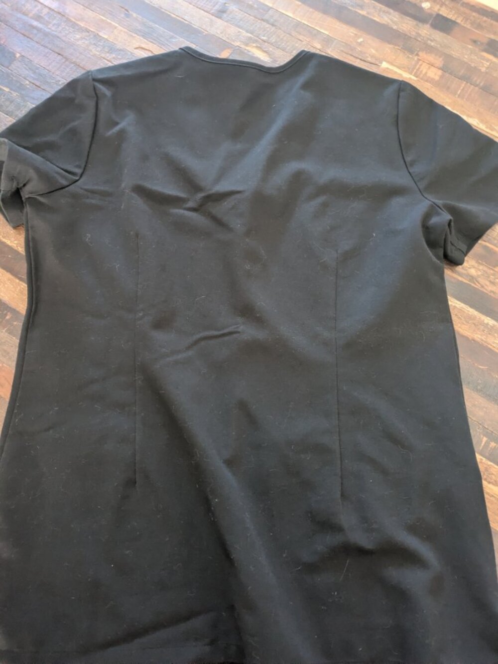 Scrub top - Picture 2 of 3